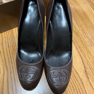 Authentic Gucci shoes/pumps size 7